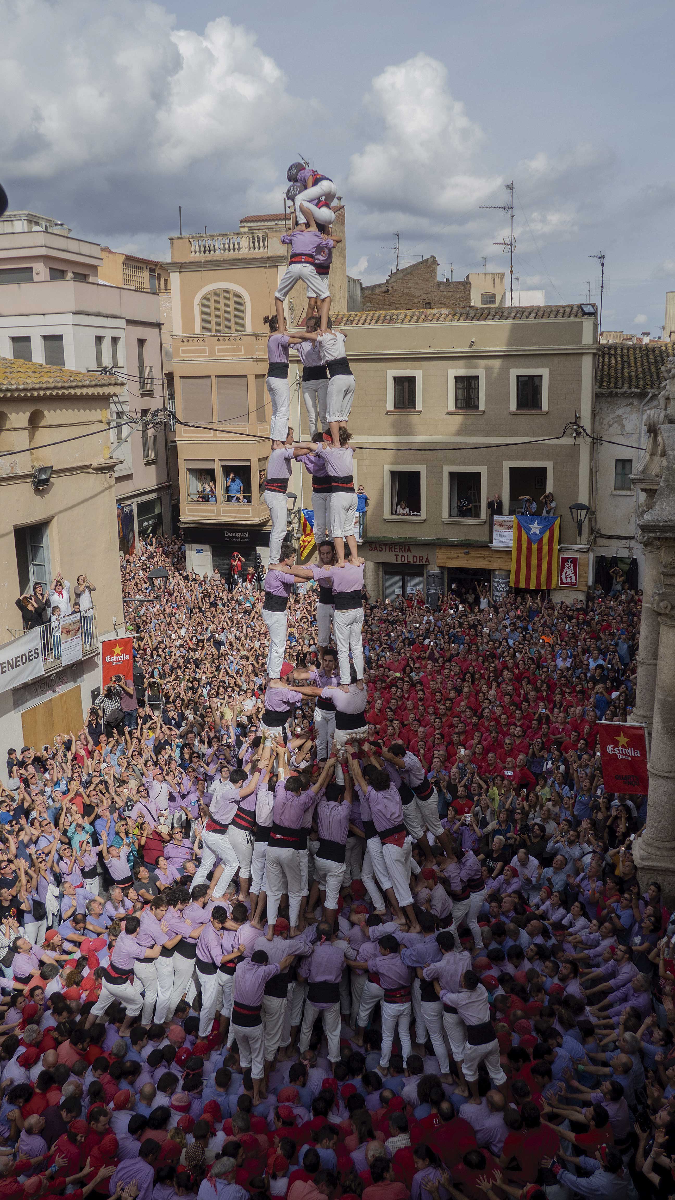 3 de 10 de la Jove de Tarragona al 2016 (foto: Víctor Merencio).