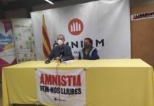 el president d'Òmnium de l'Alt Penedès, Jordi Parellada, presentant el cicle