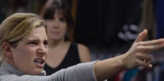 Projecció de la pel·lícula “La fúria”.