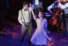 Teatre musical “Festeig i giravolt”.