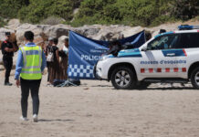 Els Mossos investiguen la mort d’una persona trobada a la platja del Far de Vilanova i la Geltrú