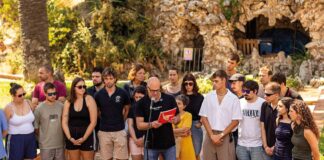 Vint-i-sis entitats de Vilafranca signen un manifest per reivindicar una cultura popular inclusiva