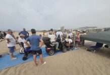 Usuaris de les platges del Vendrell lamenten que no s’han aplicat les millores en accessibilitat pactades
